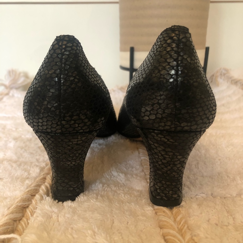 🎉 HOST PICK 🎉 ROBERTO CAPUCCI heels - Picture 7 of 11